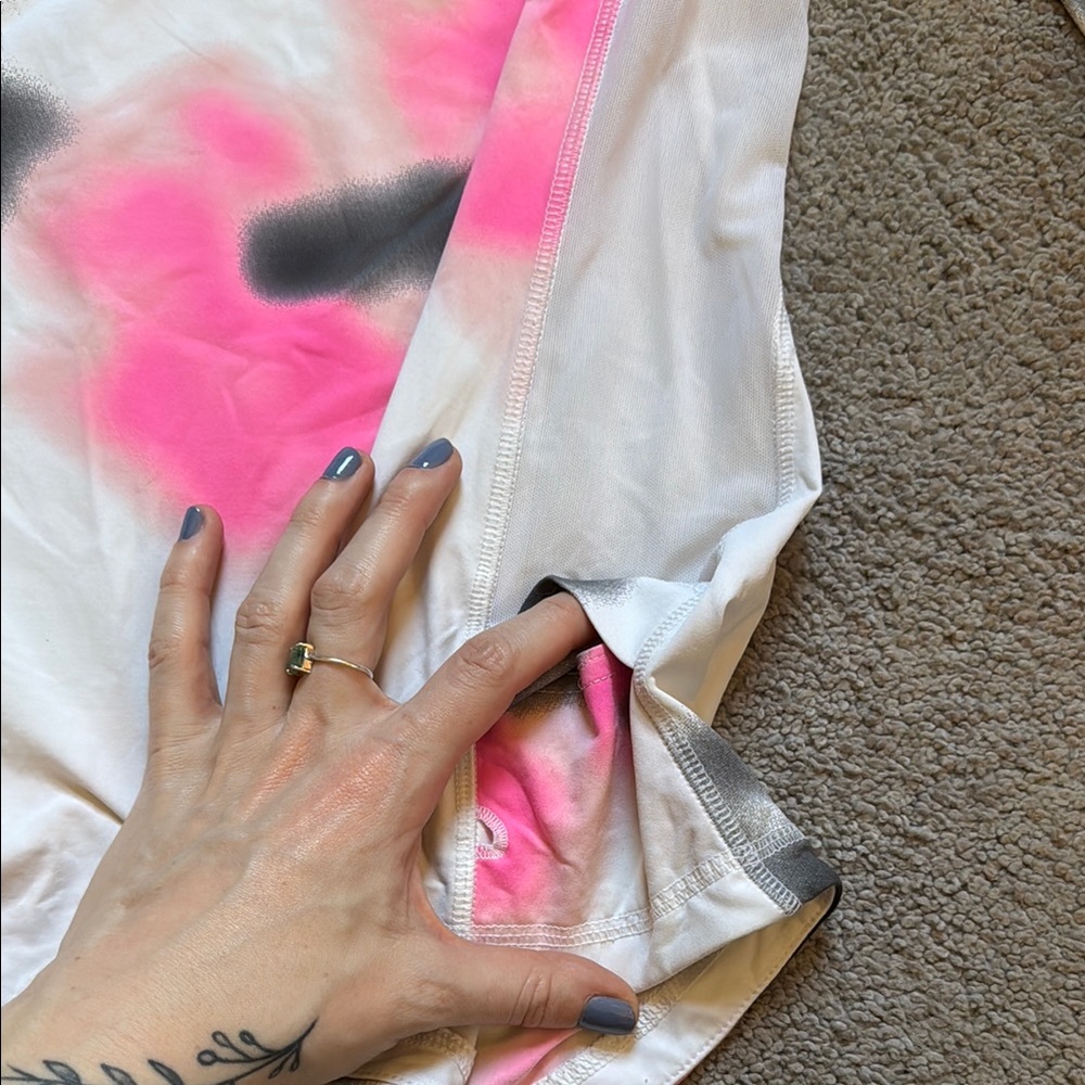 Lululemon Tie-Dye Long Sleeve Shirt - Picture 4 of 6